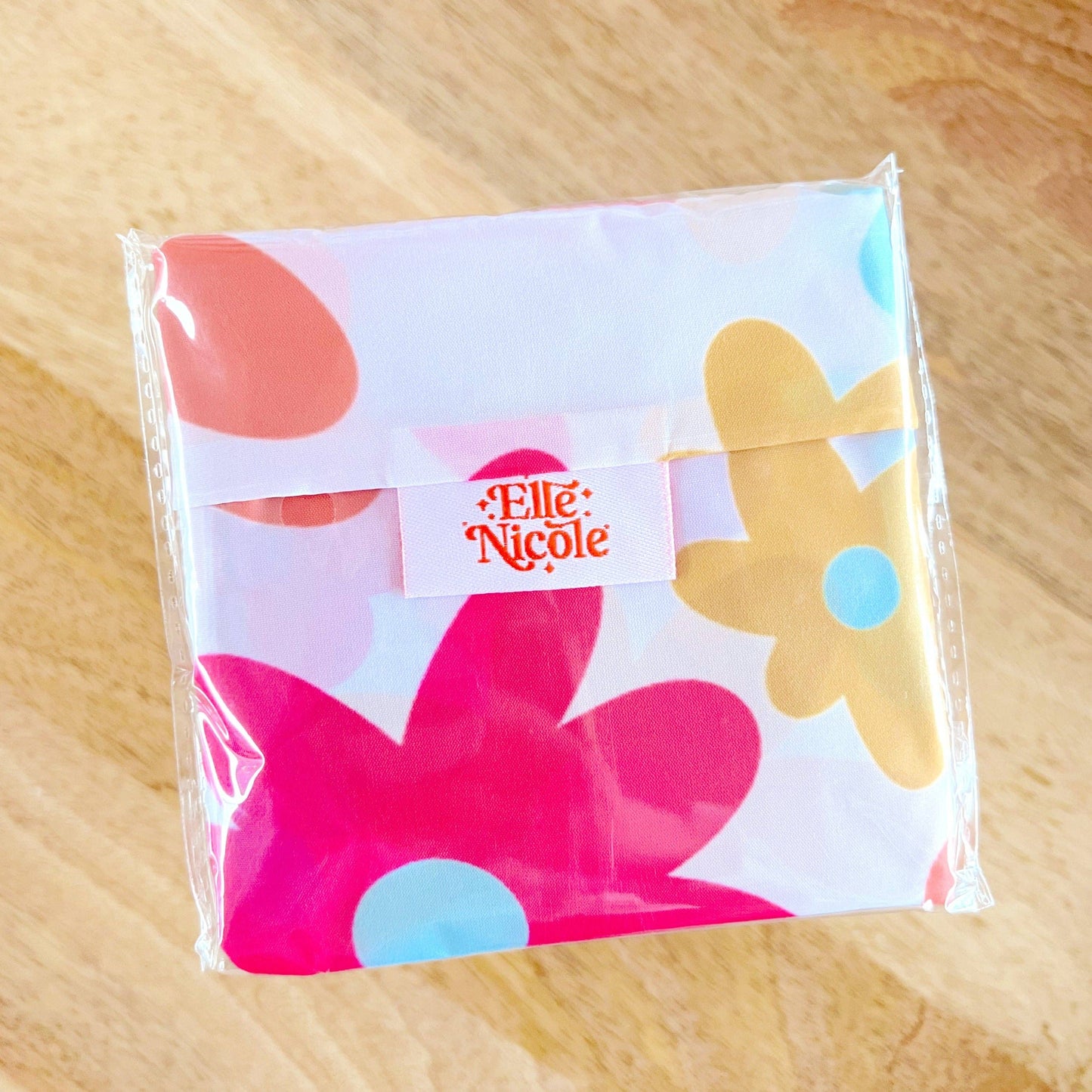Nylon Reusable Bag - Retro Florals Pattern