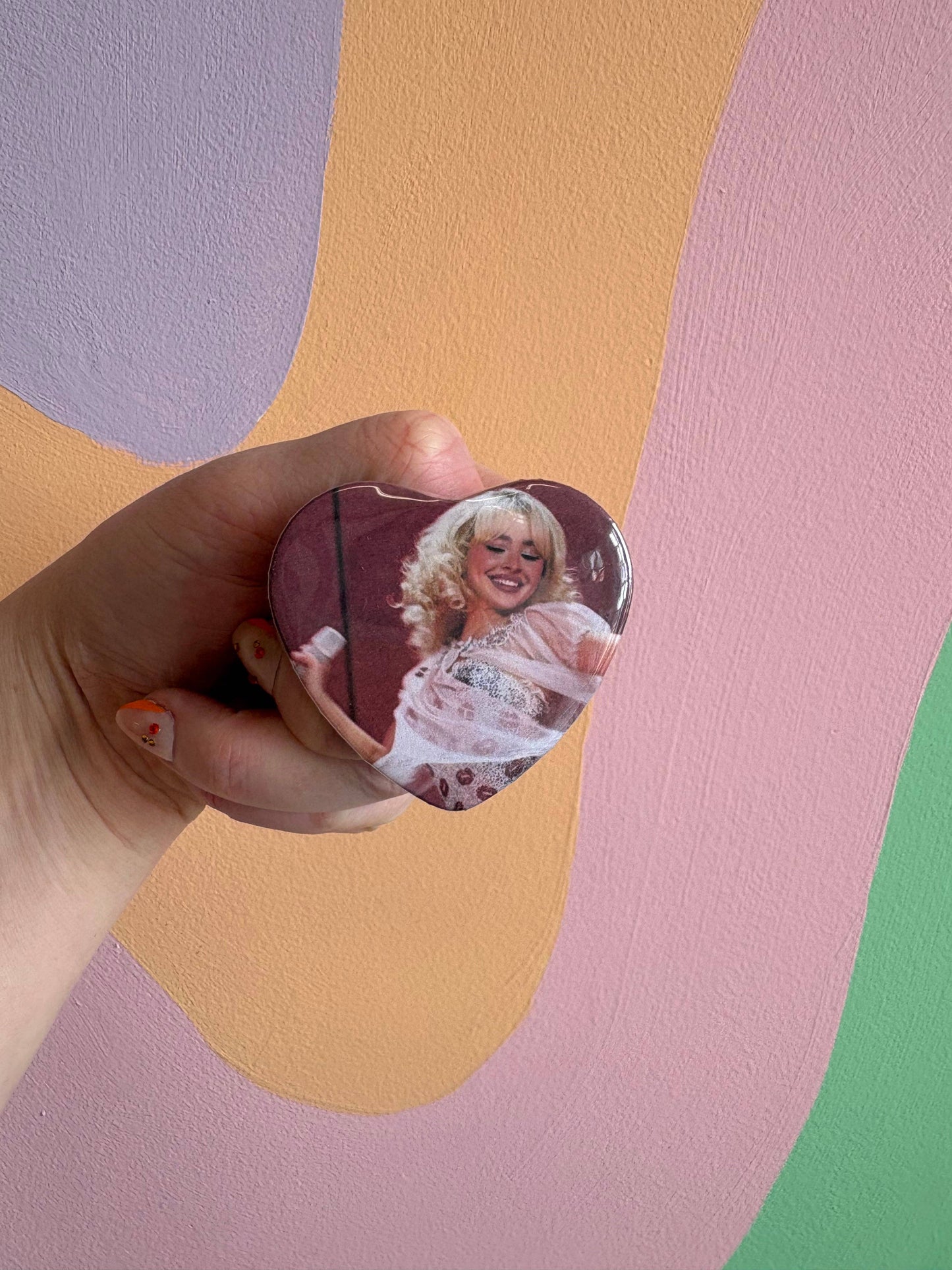 Sabrina Carpenter Kisses Button Pin