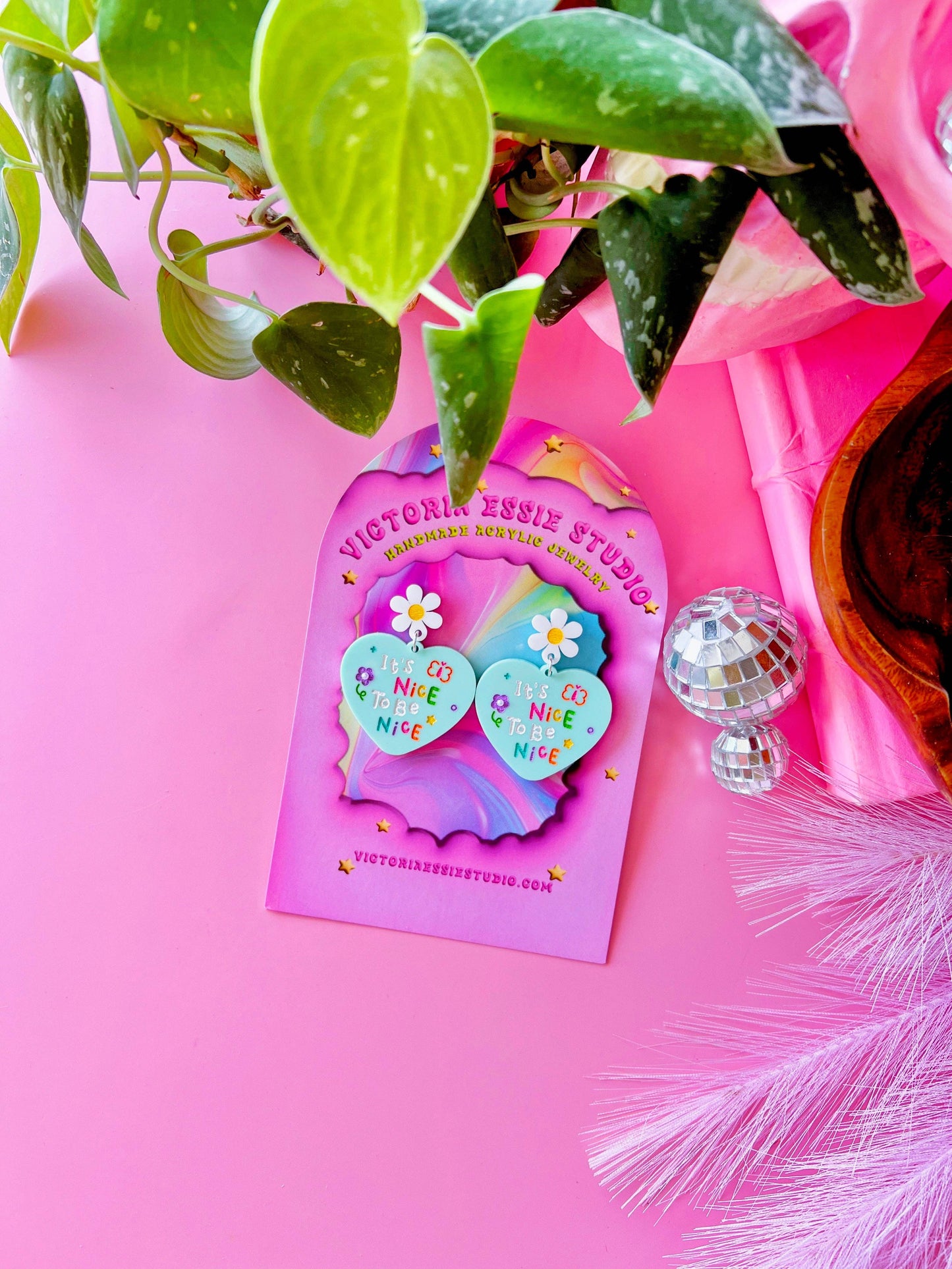 It’s nice to be nice Earrings