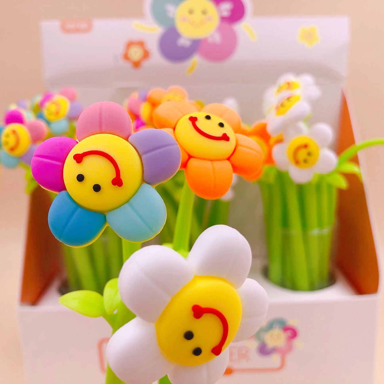 Smiley Flower Pen